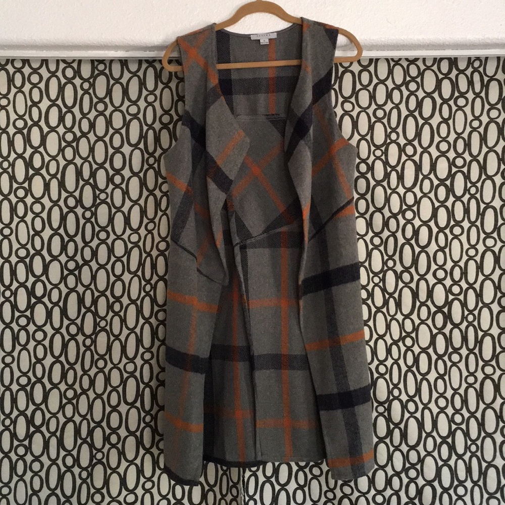 Women’s Sleeveless Duster